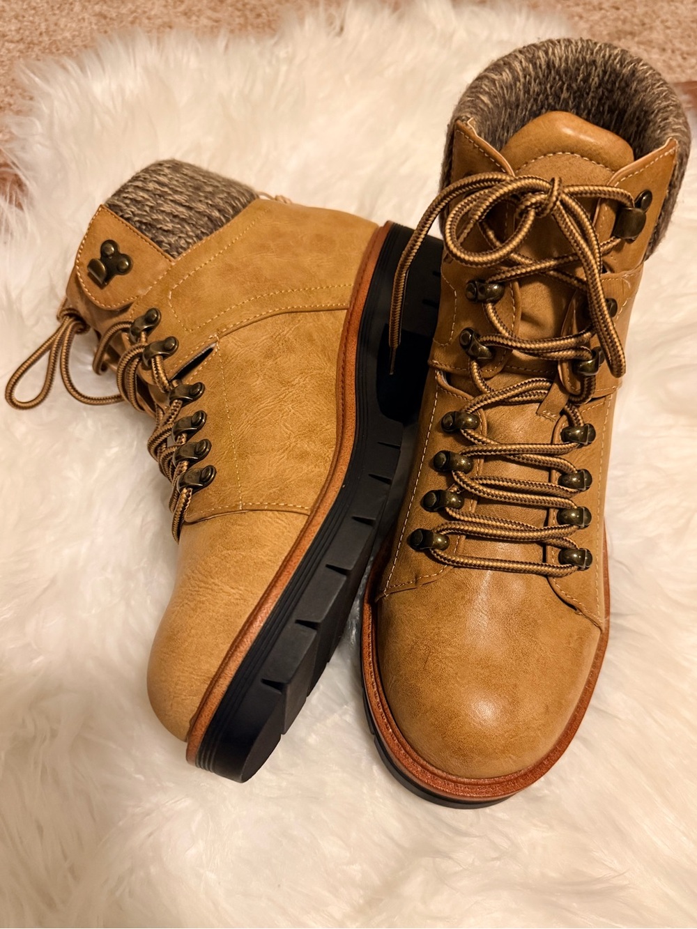 New- Women’s MIA Tan Faux-Leather Lace-Up  Boots